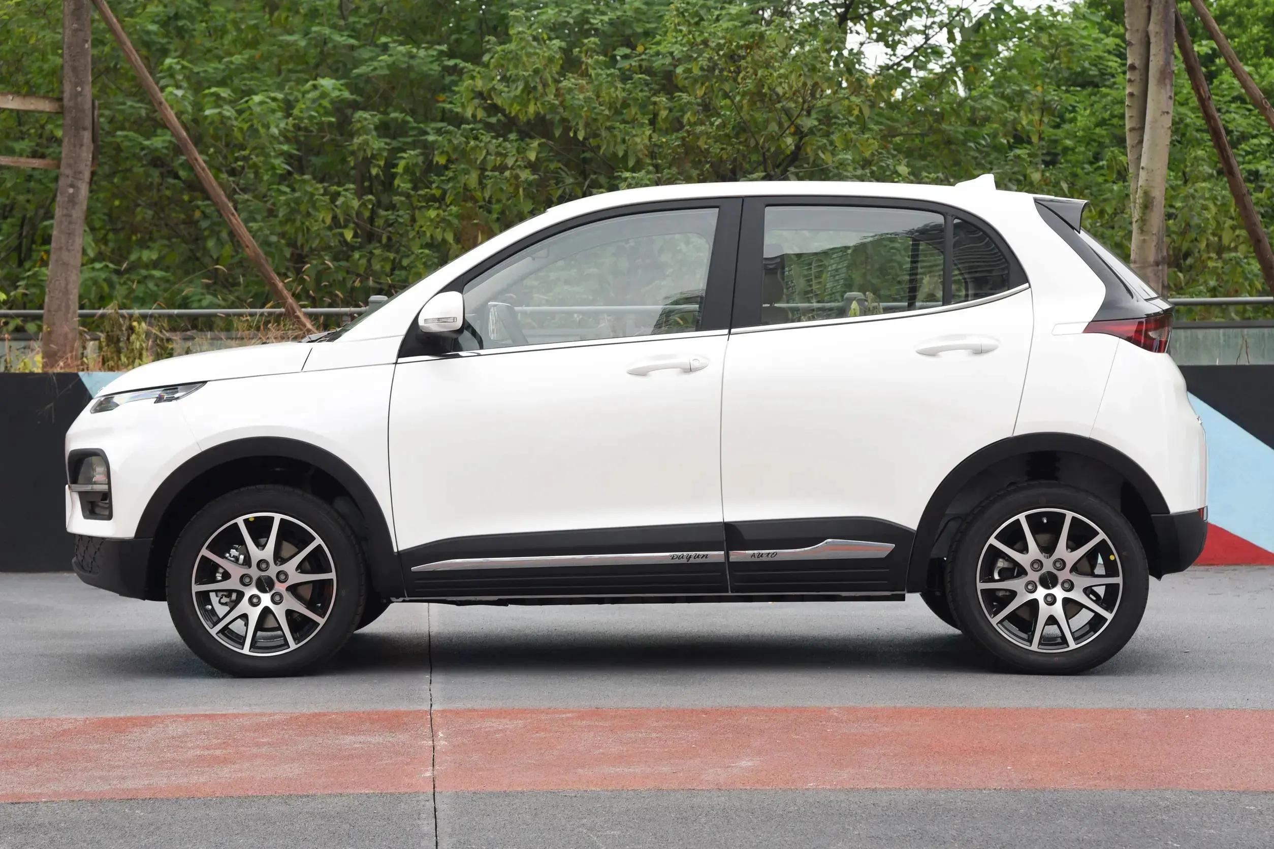 大运新能源汽车悦虎和零跑t03比较,大运悦虎新能源车质量怎么样