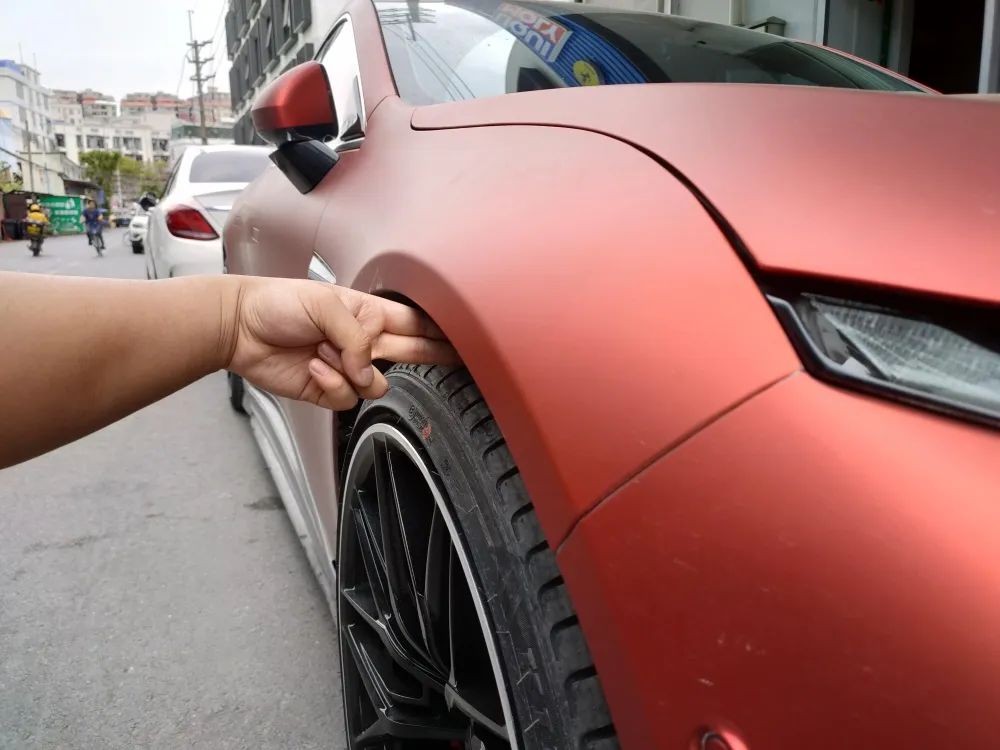 小鹏p7升级原装鹏翼门,小鹏p7改短弹簧