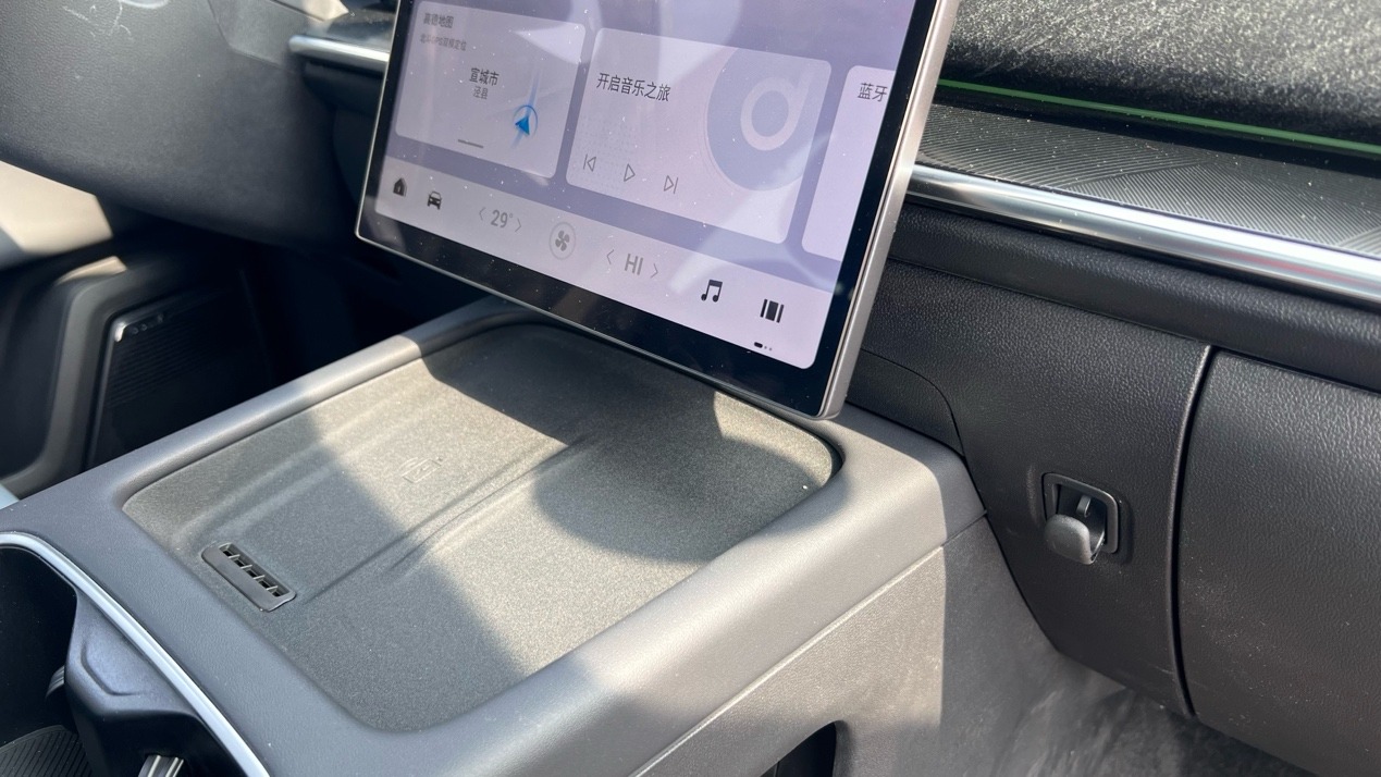 试驾奇瑞风云t9,奇瑞风云t6cdm