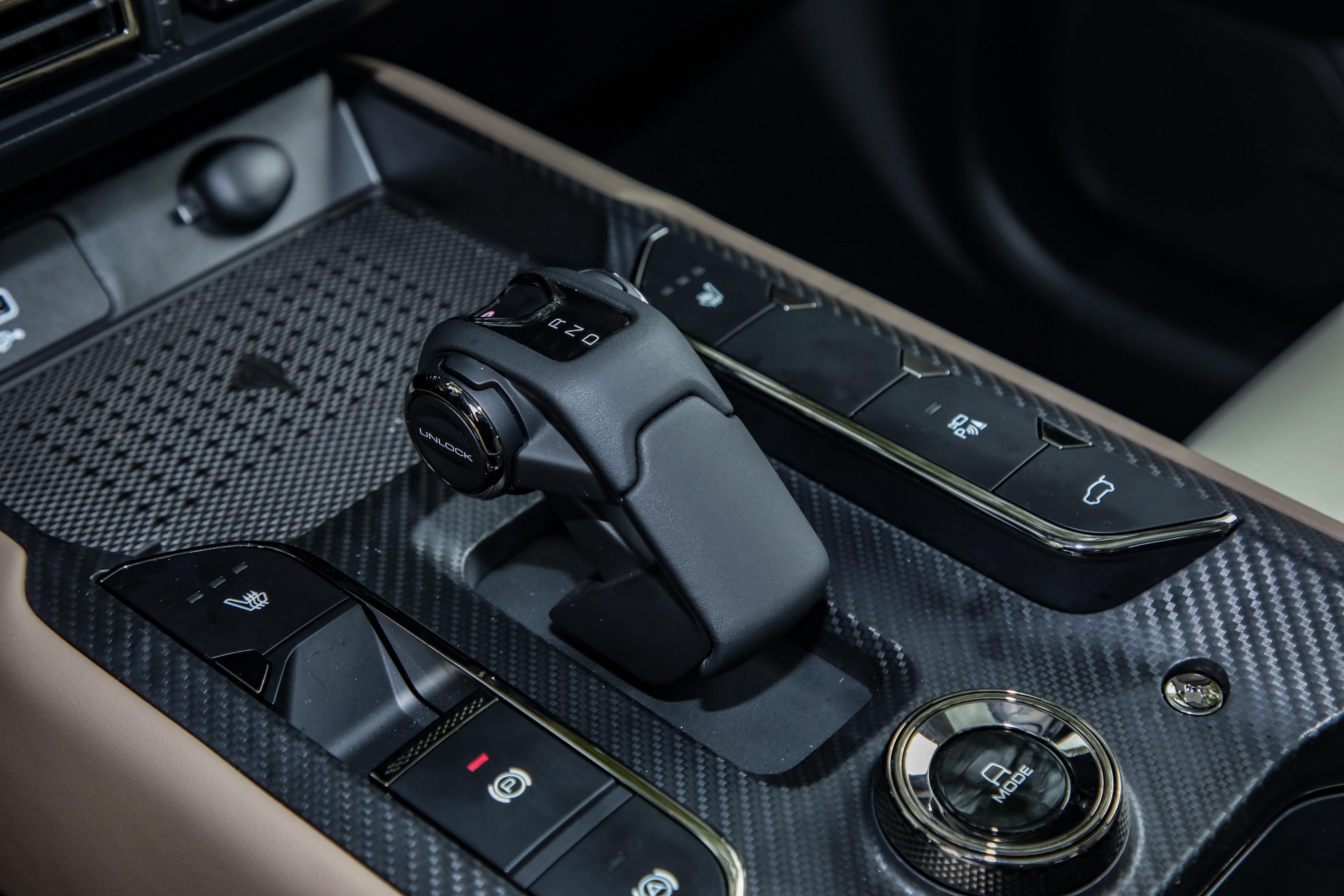 哈弗二代大狗phev50km评测,哈弗大狗二代phev领克01phev