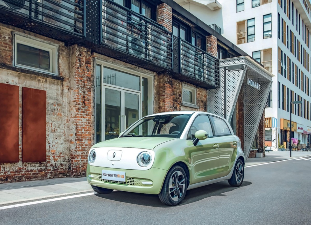 宏光miniev稳居新能源销量第一,宏光miniev2021款马卡龙时尚款120km