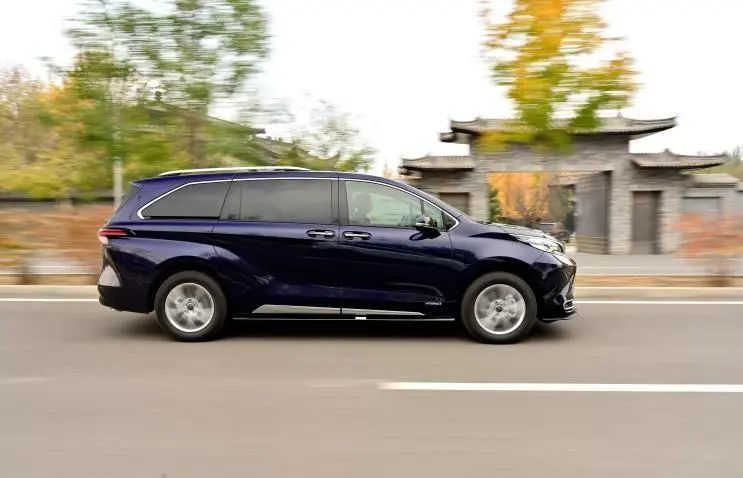 广汽丰田赛那开启预售6款车型,广汽丰田赛那预售6款车型