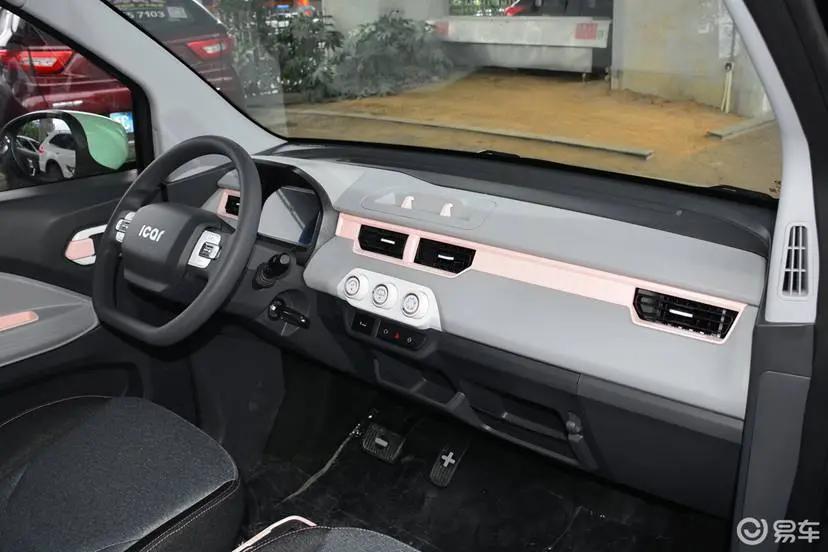 奇瑞QQ冰淇淋试驾,奇瑞qq冰淇淋试驾车跟正常一样吗