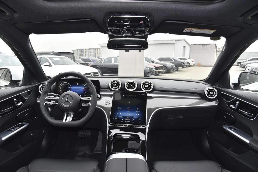 奔驰c级amg2010款油耗,奔驰c级200l运动版油耗