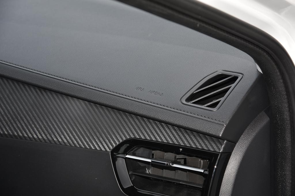 6.7万落地自动挡的suv新车新能源,售价6万自动挡suv