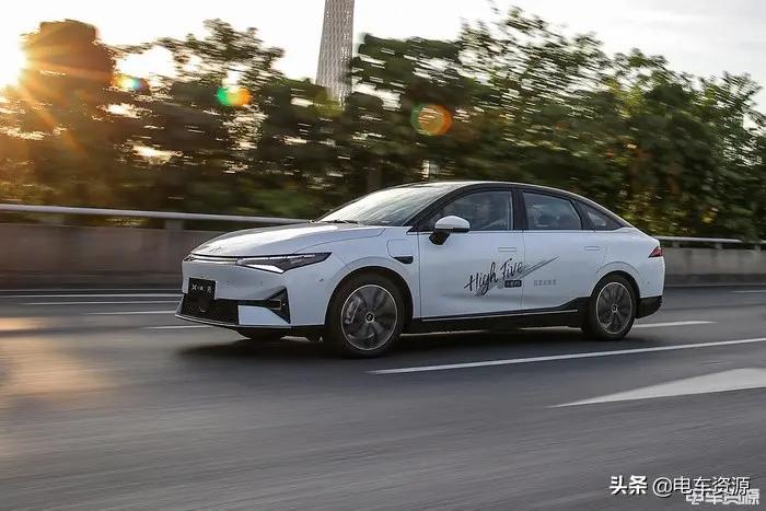 试驾小鹏全新p5,小鹏p5plus试驾