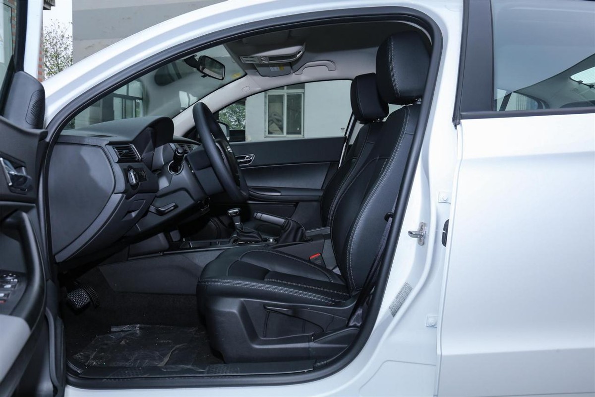 观致3手动挡测评,观致3两厢1.6t旗舰版试驾22款