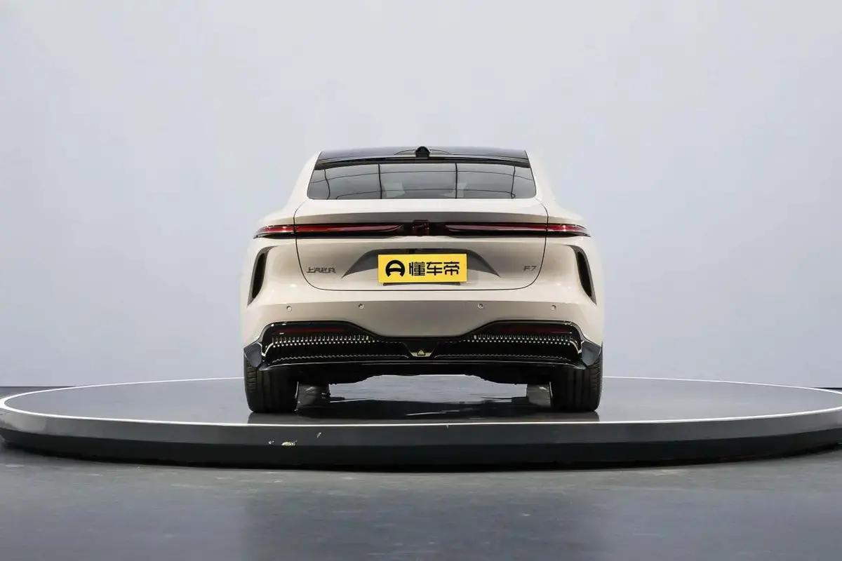 飞凡汽车f7欲凭驾控智能化突围,智能舒适的飞凡f7现已焕新升级