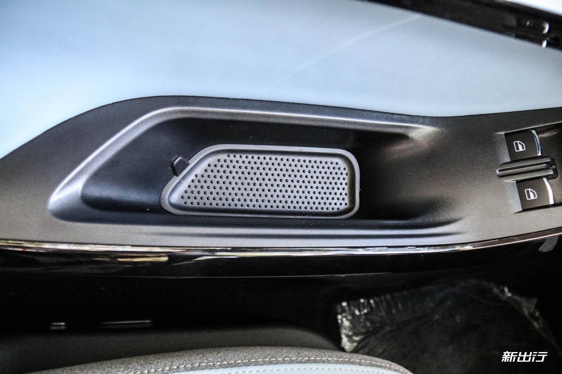 19款奇瑞小蚂蚁驾驶感受,奇瑞小蚂蚁甜粉款半糖55kw测评