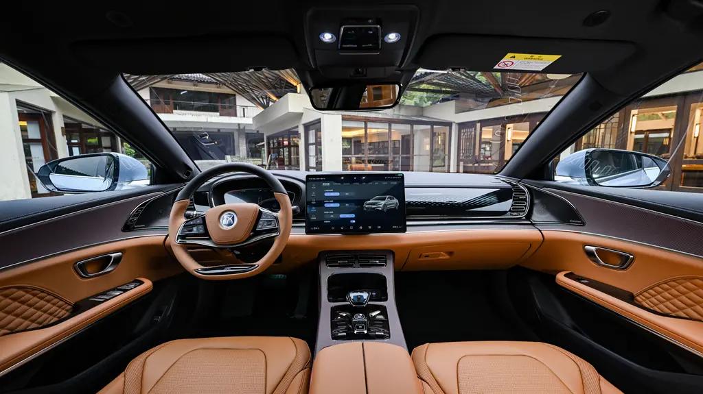 沉浸式体验比亚迪汉ev冠军版试驾,2022款比亚迪汉ev有哪些新科技