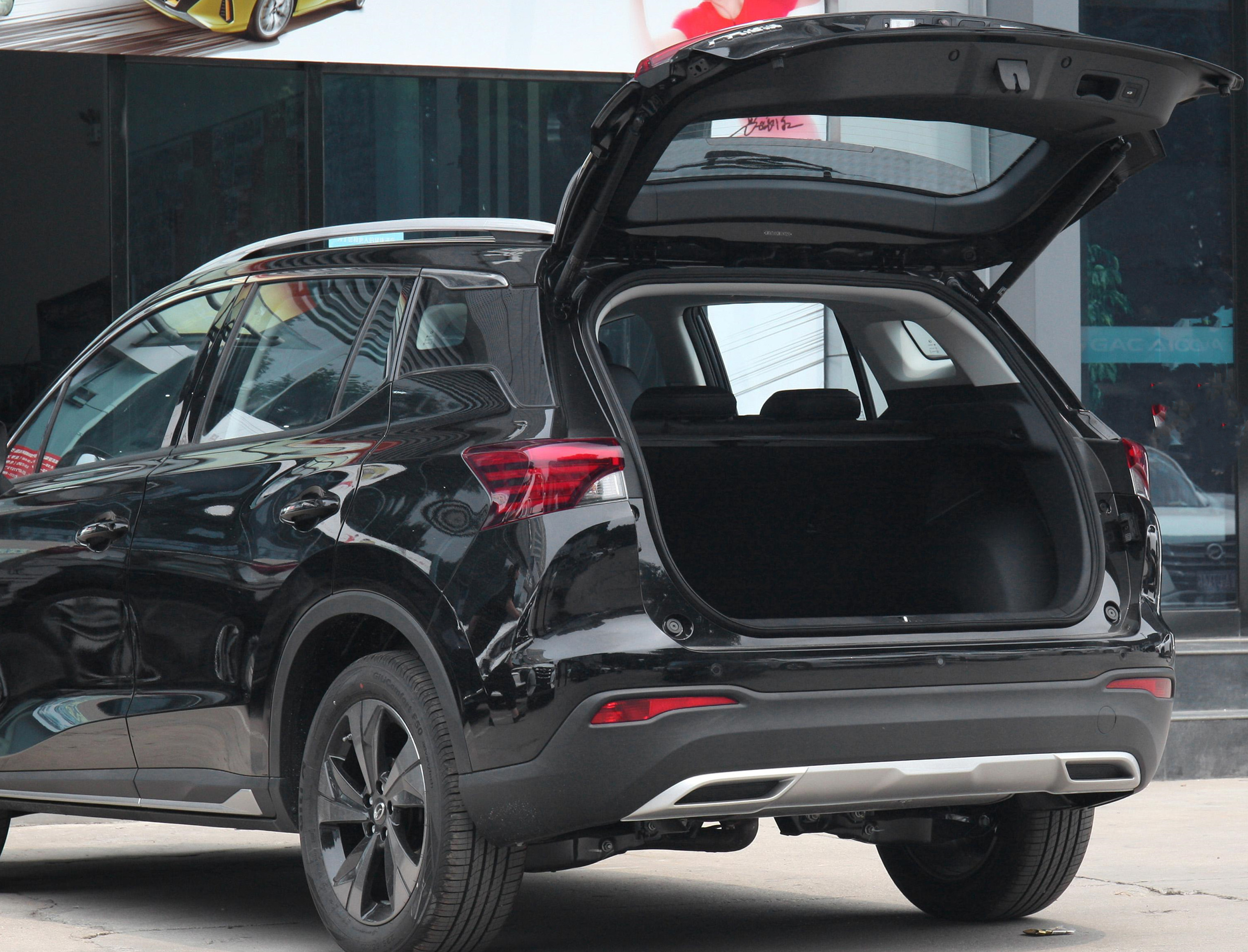 广汽传祺gs4最新评价,2018款广汽传祺gs4详细参数