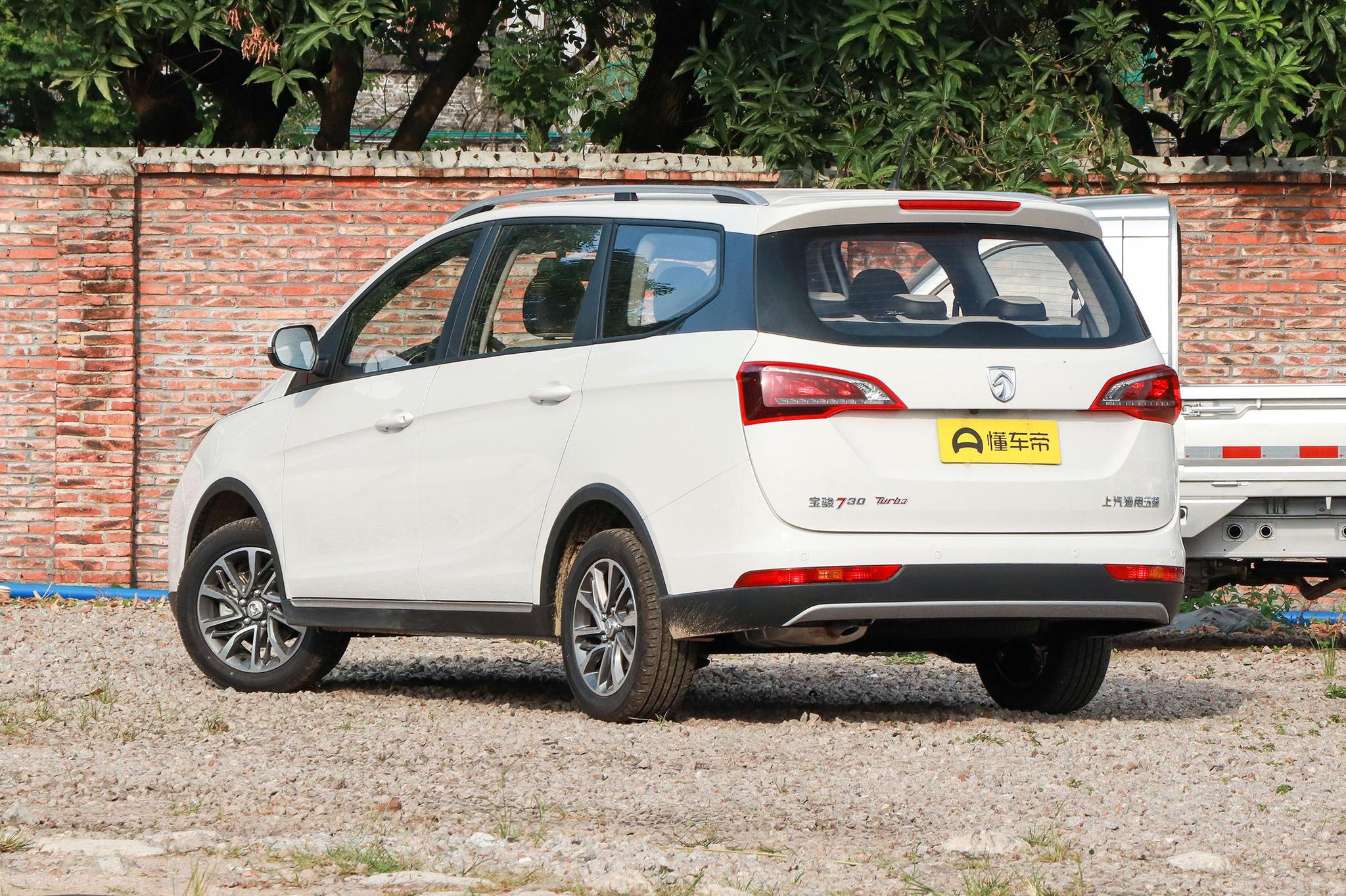 宝骏730打造七座mpv领导者,18年宝骏730自动最高配驾驶感受