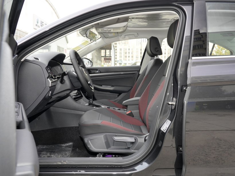 宝来2020款首付5成多少钱,宝来手动时尚首付多少可以提车