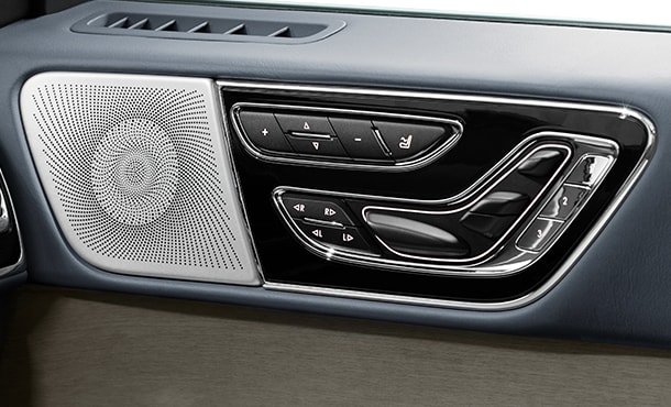 林肯领航员梵海蓝内饰改装,林肯领航员内饰图片