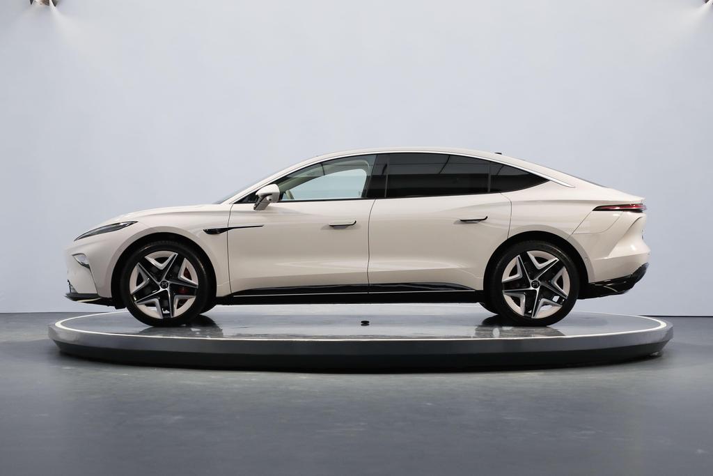 飞凡f7能上专车车型吗,纯电车飞凡f7值不值得买