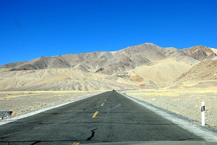 拉萨去阿里狮泉河班车,2021西藏阿里中北线自驾游