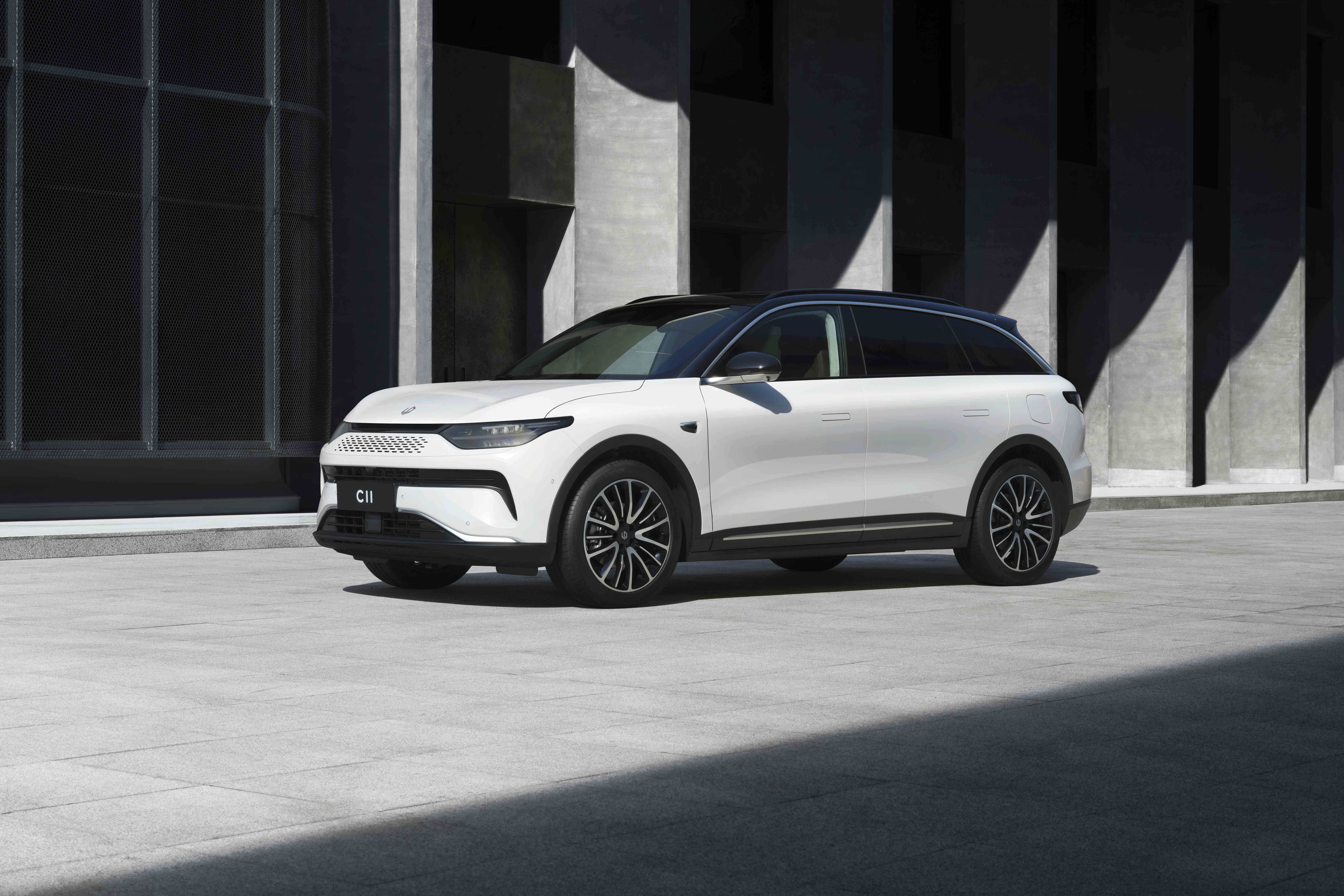 零跑c11增程版怎么查看用电情况,零跑c11家用充满电多少钱