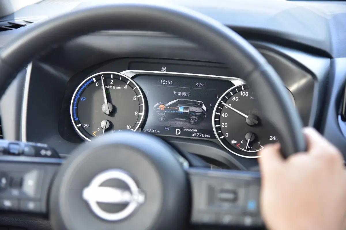 日产奇骏超混电驱没有备胎吗,双混电驱奇骏