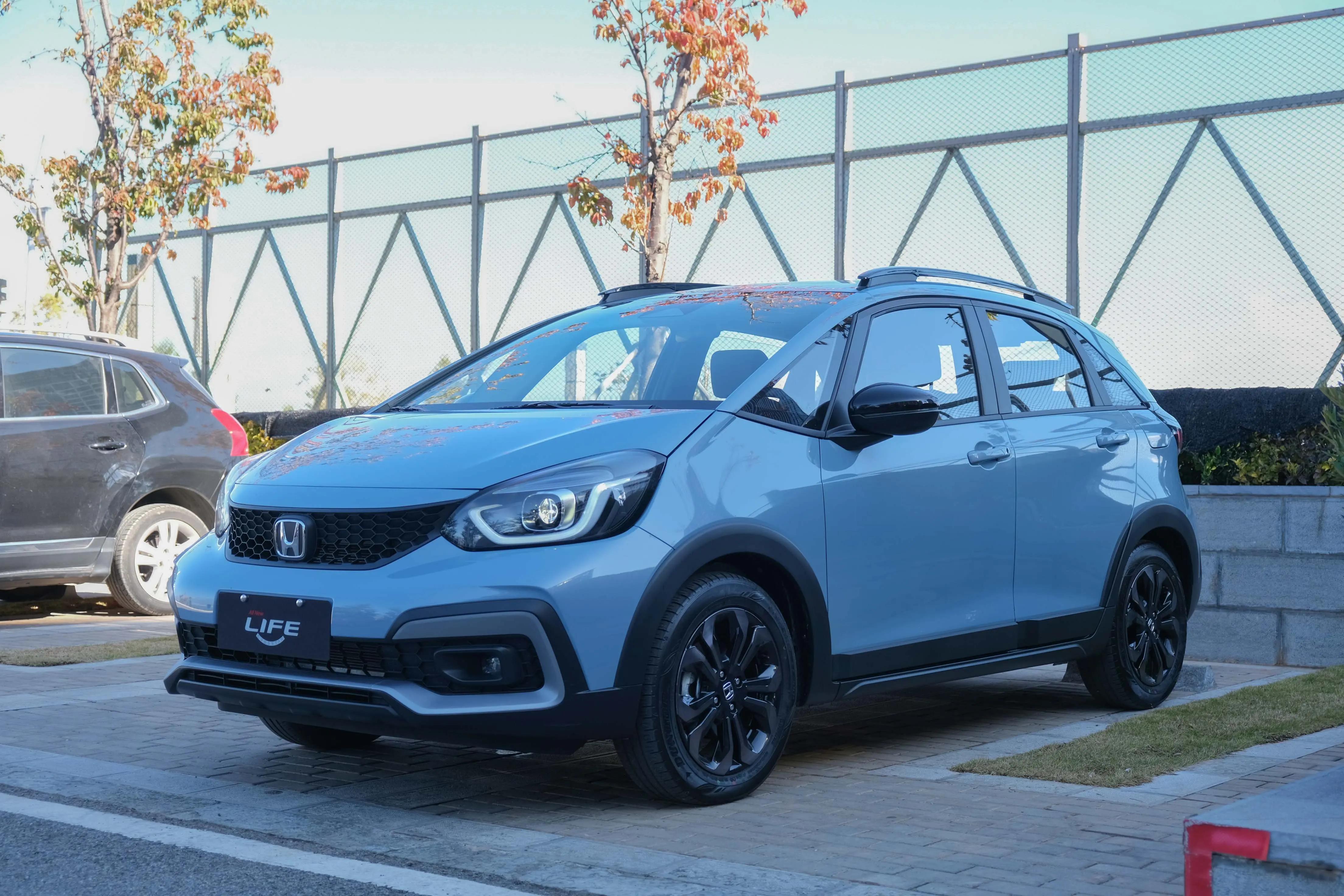 第一次听到“来福酱”这个名字我感到惊奇而新鲜，仿佛次元壁破了