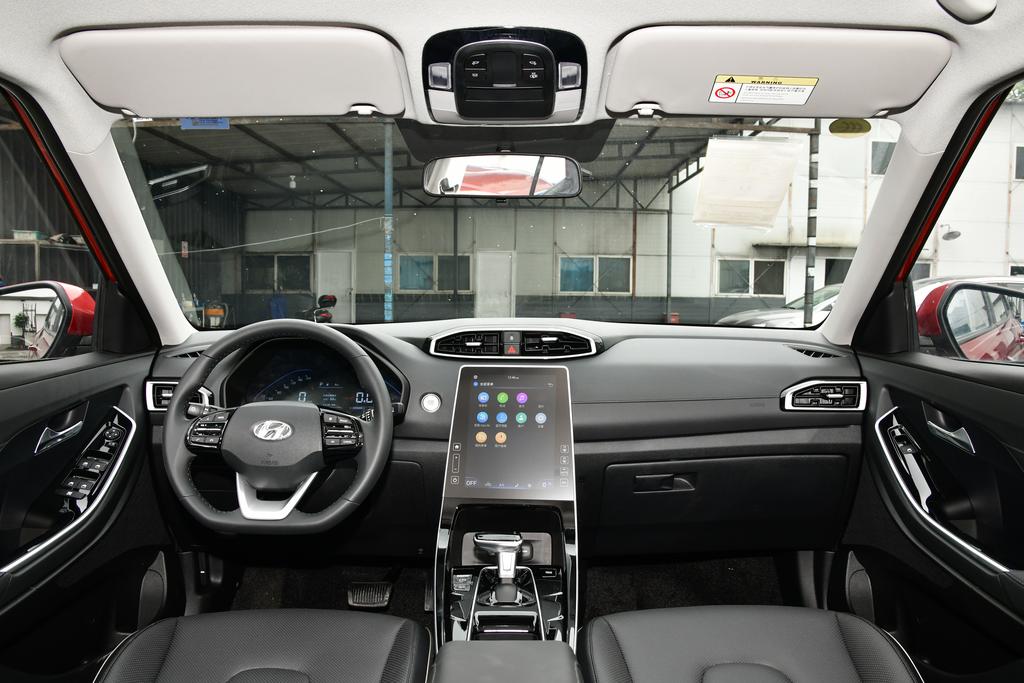 ix25与ix35谁值得入手,ix25买1.6还是1.4t