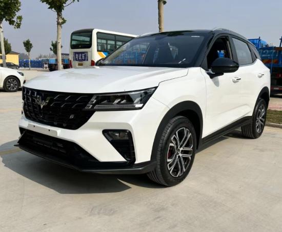 五菱星驰suv新款价格,五菱星驰手动小型suv落地