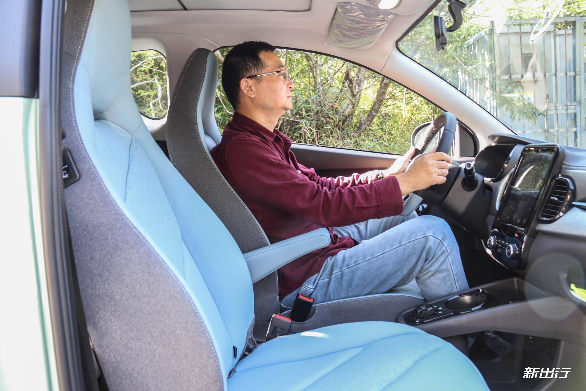 19款奇瑞小蚂蚁驾驶感受,奇瑞小蚂蚁甜粉款半糖55kw测评