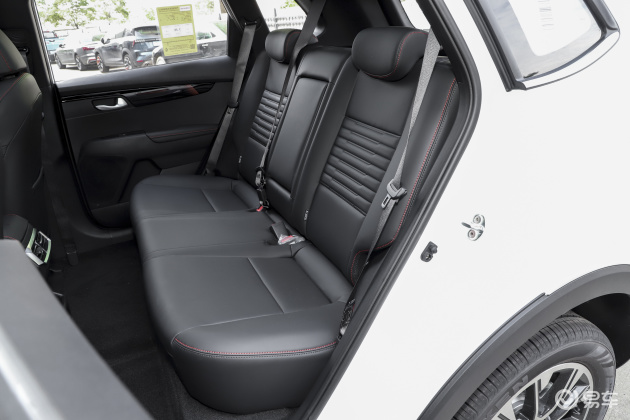 2019款起亚智跑改装硬派越野,起亚智跑值得入手吗