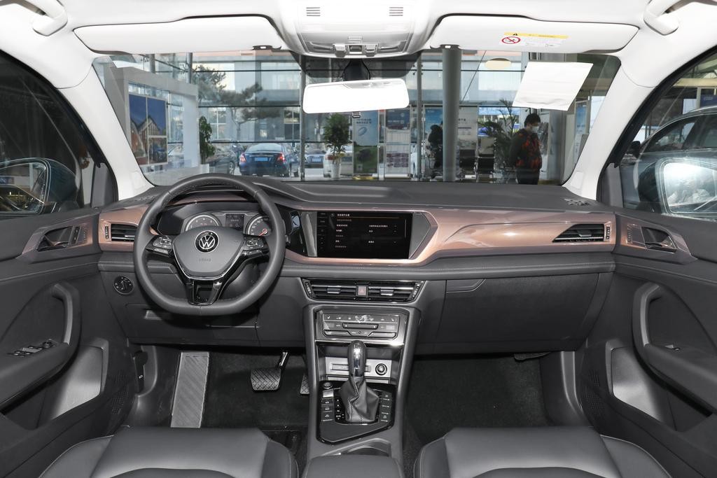 20款途岳家用够吗,10-15万高颜值的车大众途岳