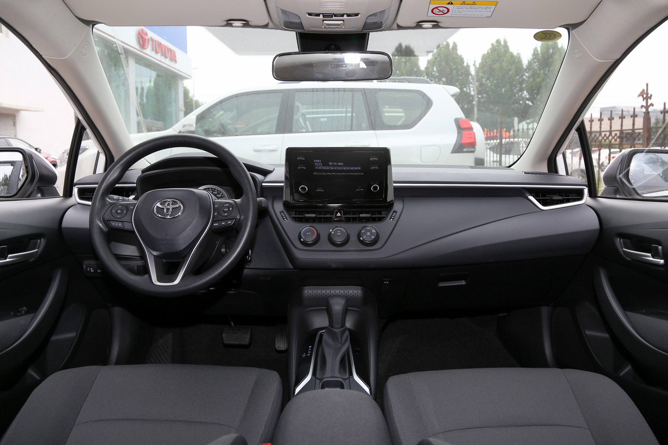 朗行和思域哪个动力好,朗行跟朗逸两厢车对比