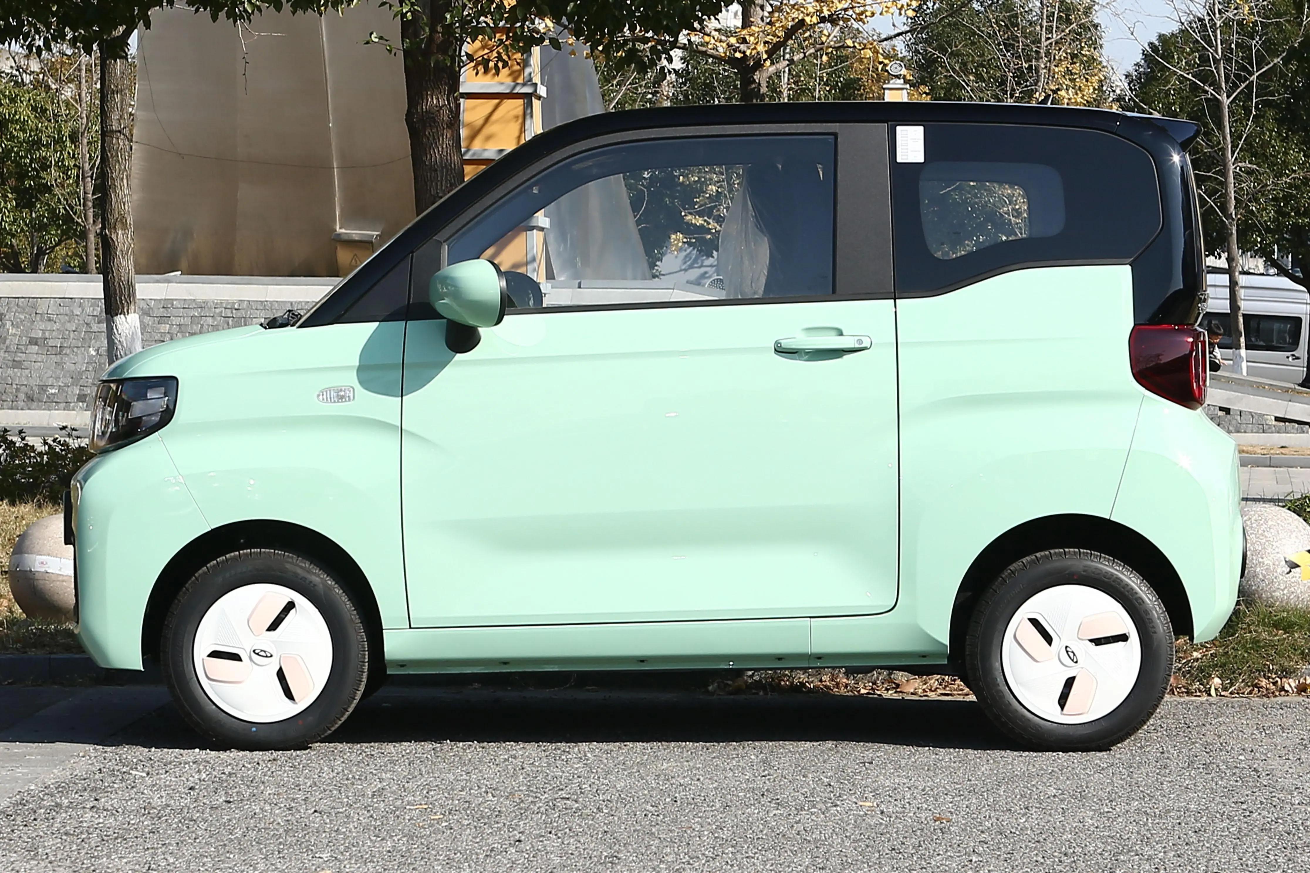 2023年纯电微型车QQ冰淇淋仅售3.59万起，值得买吗？