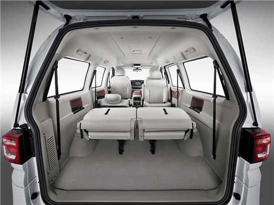 菱智m5ev2020款舒适型7座,菱智m5ev能过水路吗