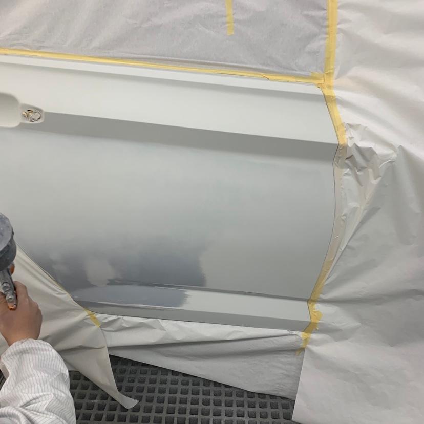 速腾剐蹭马路牙子修复,速腾漆面被擦碰修复