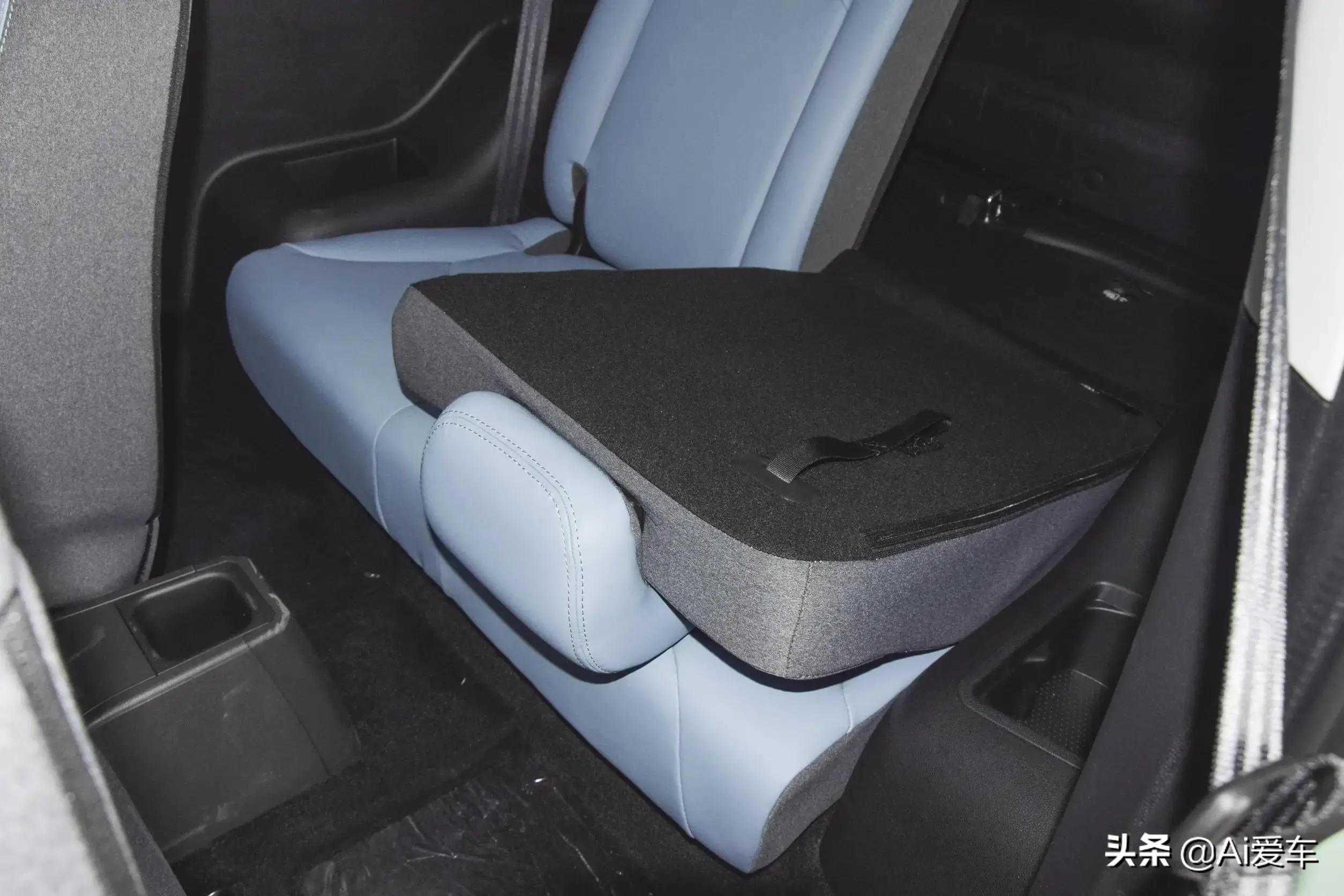 新能源奇瑞小蚂蚁四门时速,最新款新能源奇瑞小蚂蚁