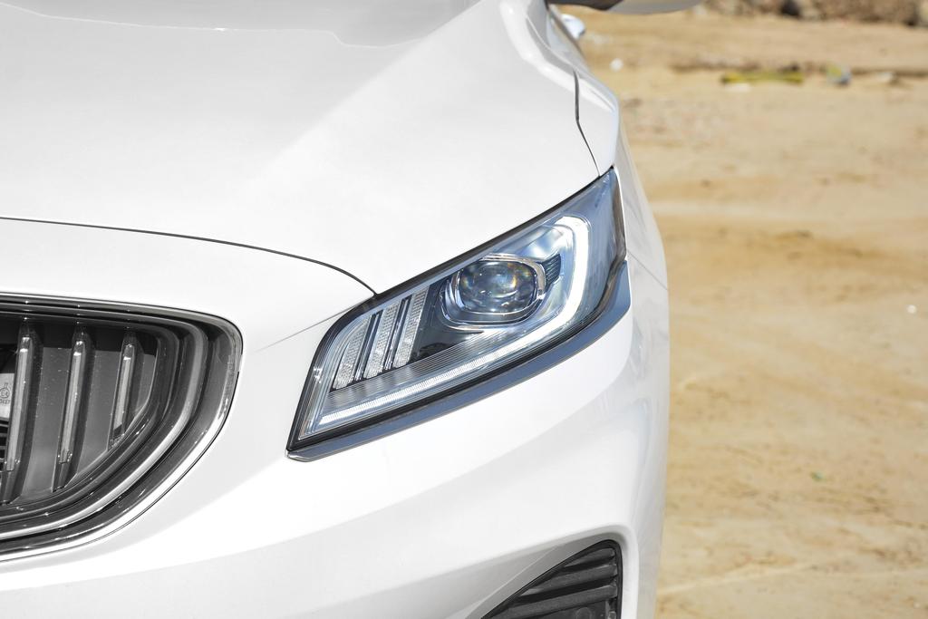 吉利博瑞epro混动2022款,新款吉利博瑞epro简配