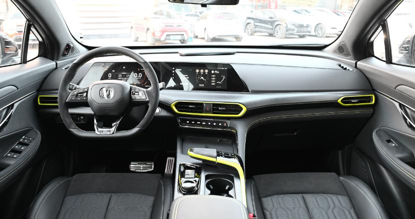 11.59万元长安uni-t预售,长安uni-t第二代旗舰版落地价格