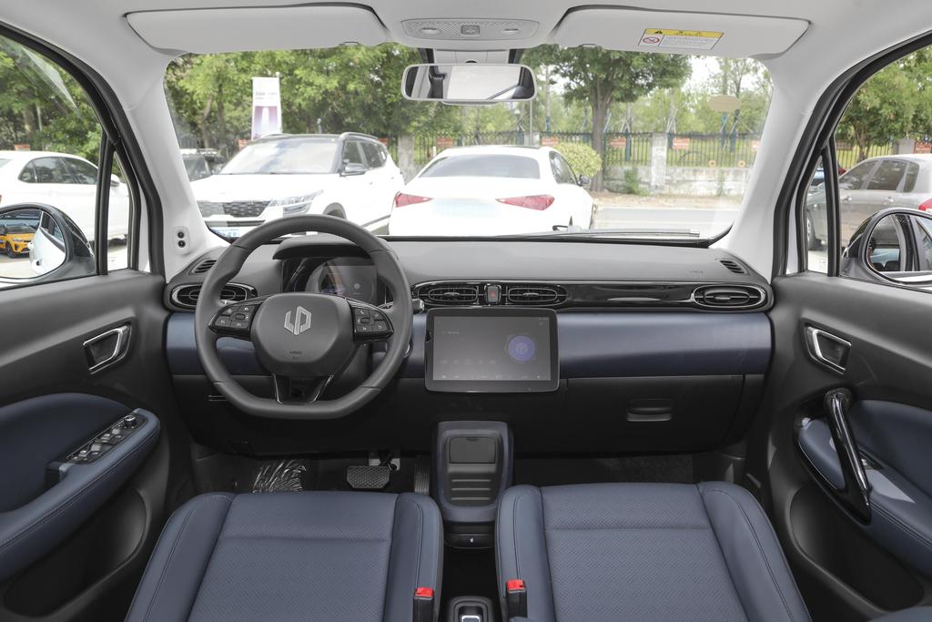 零跑t032022款颜色,2021款零跑t03新能源汽车裸车价