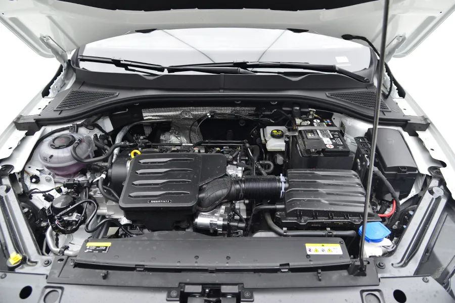 大众宝来底盘偏硬,宝来2023款1.4t尊行版底盘怎么样