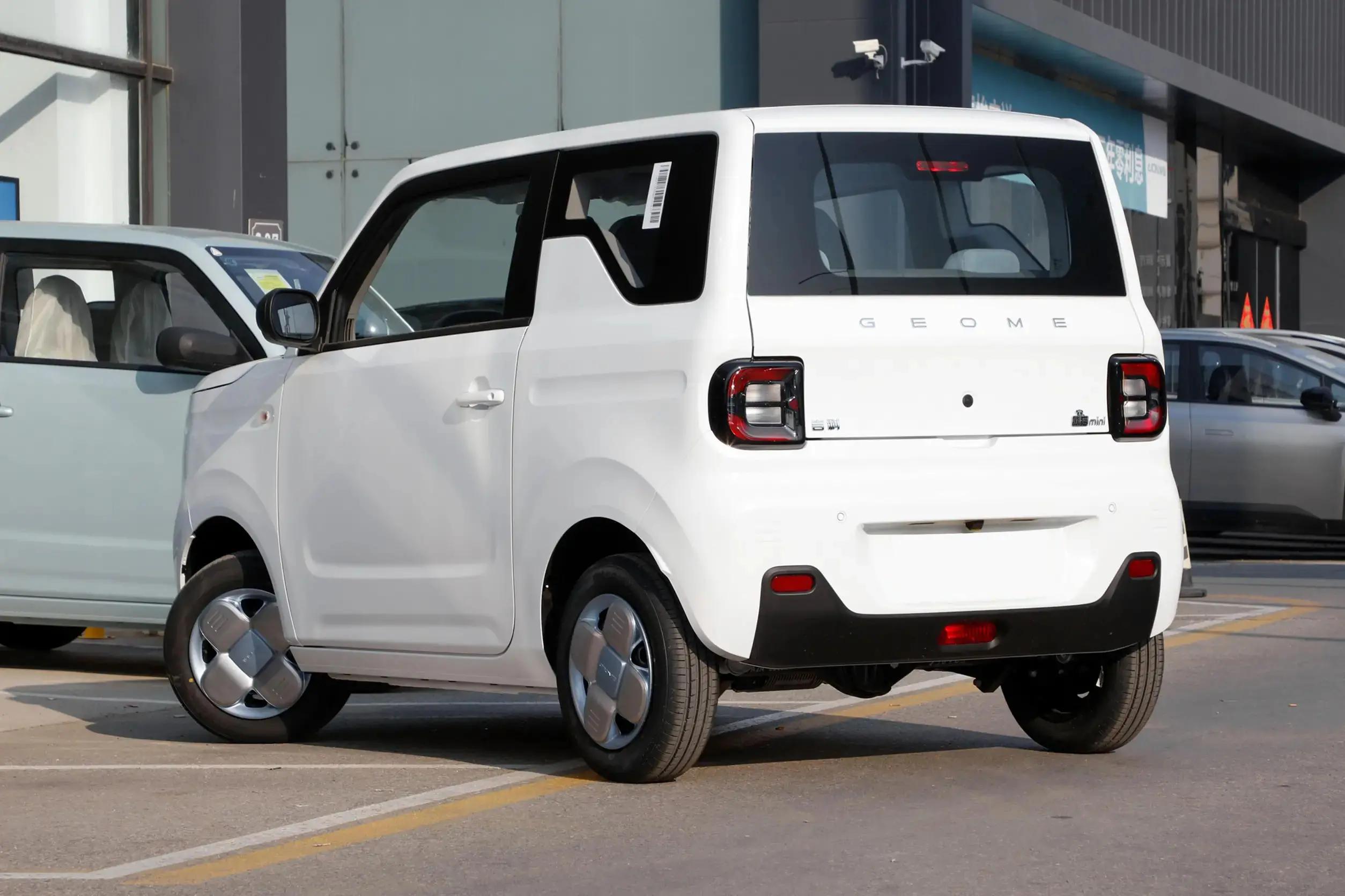 吉利熊猫mini可以在家充电吗,长安奔奔mini与吉利熊猫哪个好