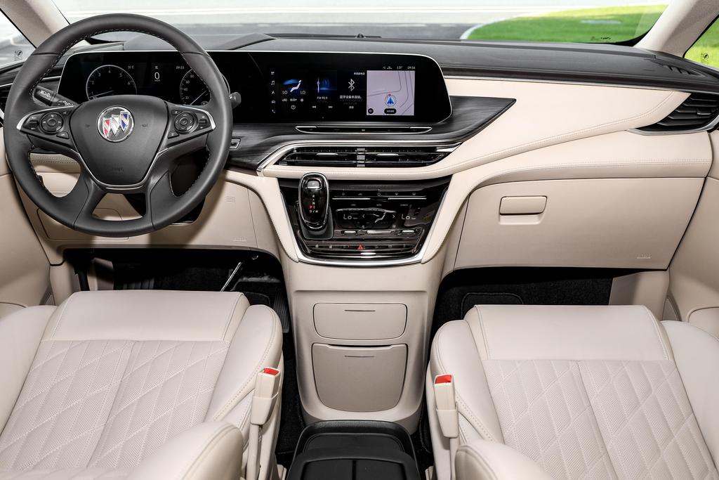 别克gl8不受女士们的喜爱吗,别克gl8真的被国人宠成了豪车吗