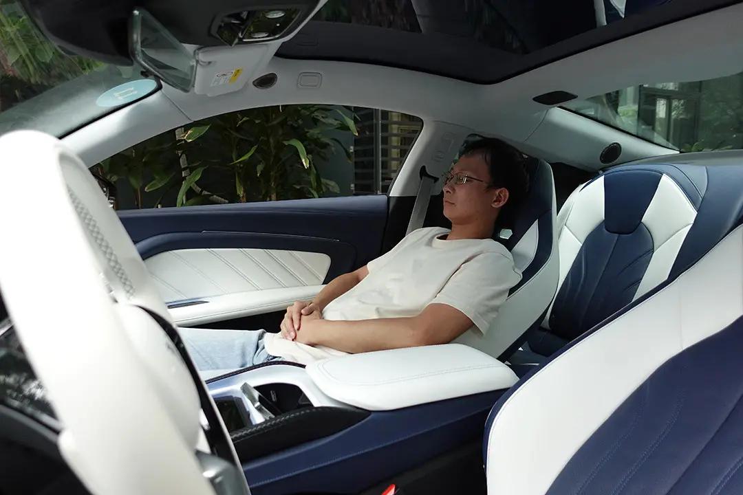 哪吒gt车机体验,哪吒gt动态测评