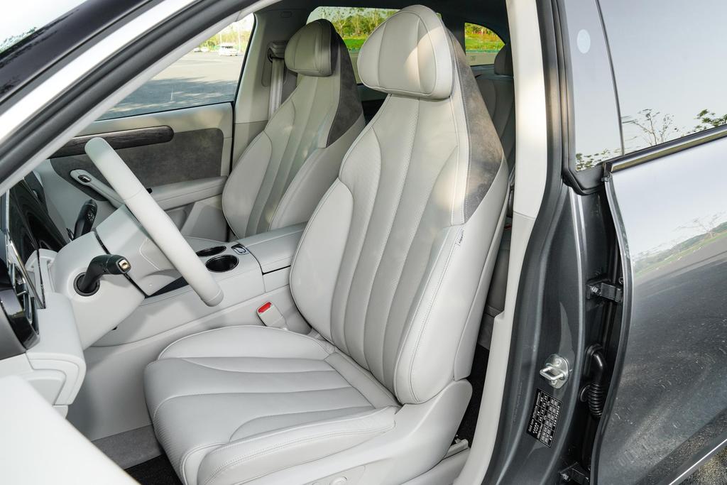 零跑C11纯电动解读到底适不适合购买