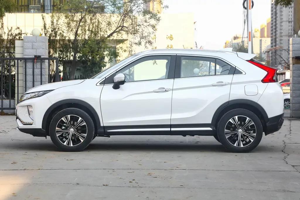 搭载1.5t发动机车型,三菱奕歌2019款1.5tcvt两驱信念版