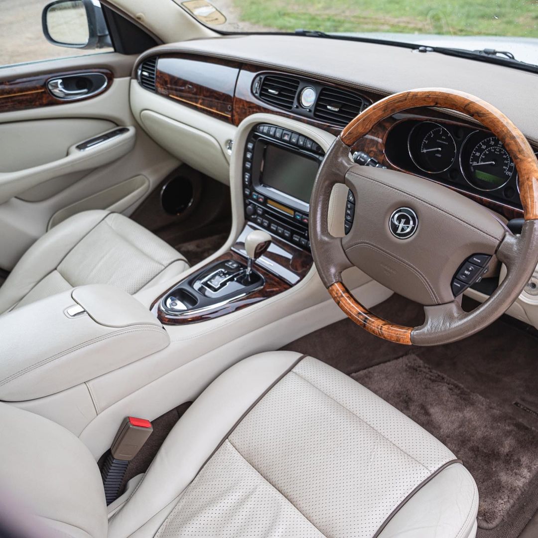 捷豹superv8,捷豹戴姆勒老车