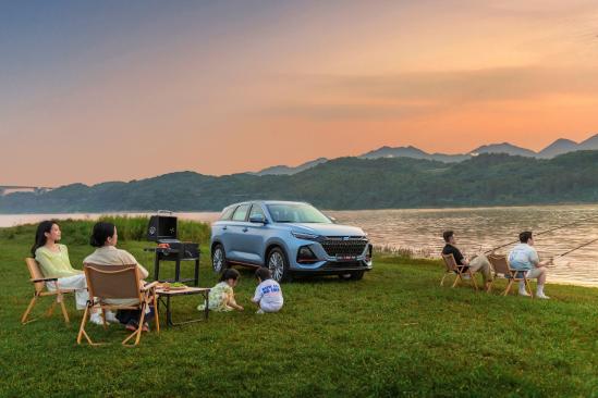 欧尚x7plus七座版副驾驶,欧尚X7PLUS七座版