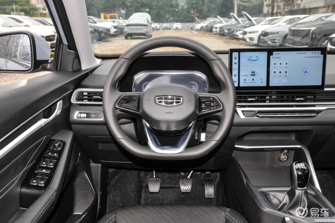 19款酷路泽5700顶配油耗多少,标配四缸油耗仅5l厚道的家轿车