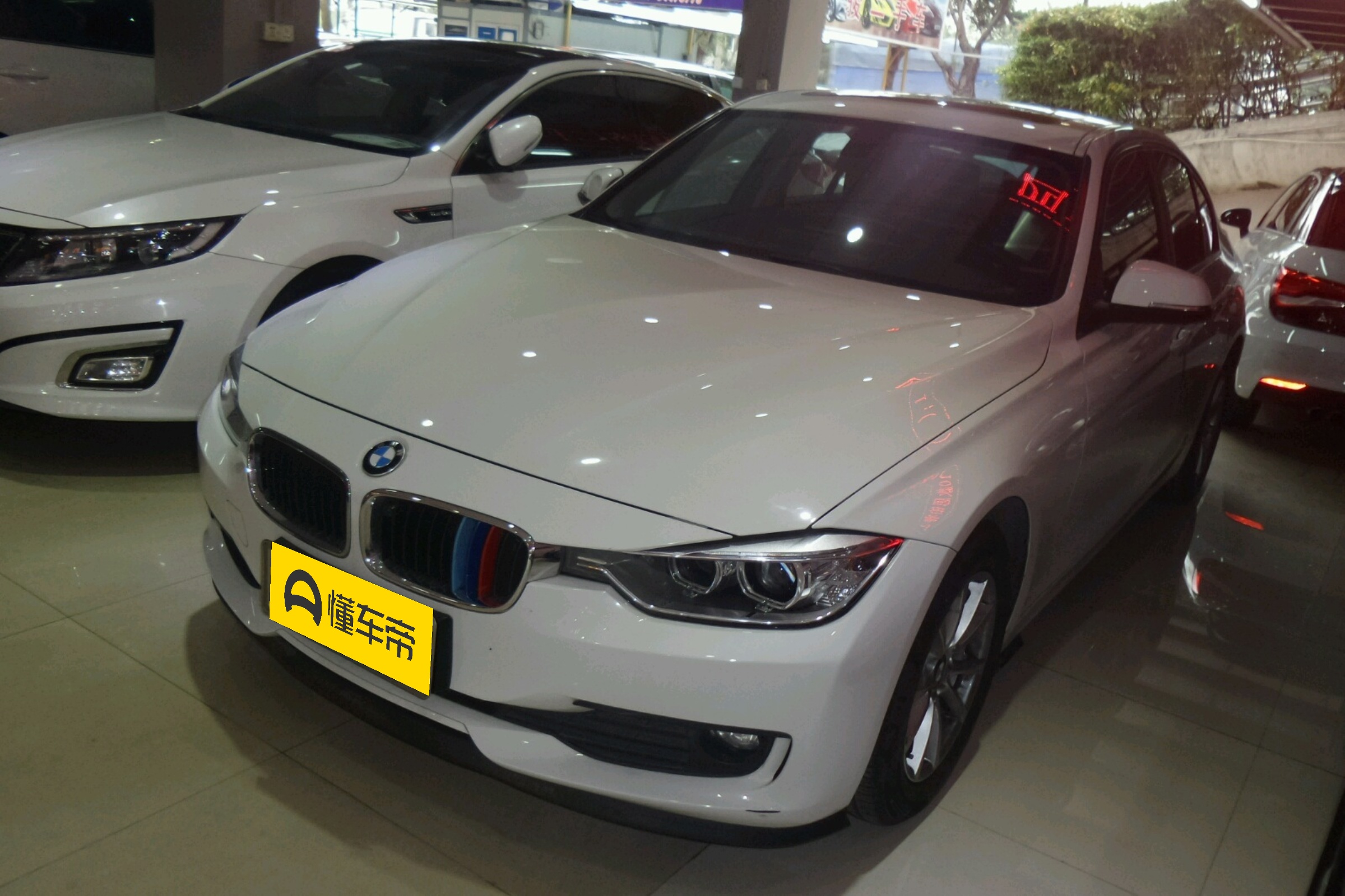 宝马3系防冻液更换教程,宝马3系防冻液在哪里加