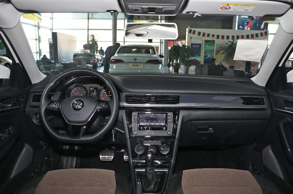 大众c-trek蔚领1.4t报价,大众旅行车蔚领5万全新