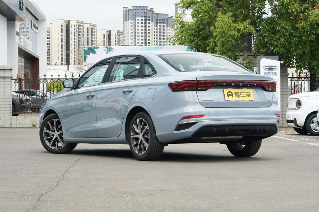 吉利帝豪第4代冠军版顶配车机,吉利帝豪第四代旗舰版仪表