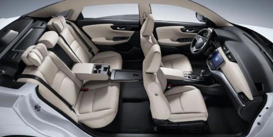 媒体视角沉浸,媒体思维角度有哪些特点