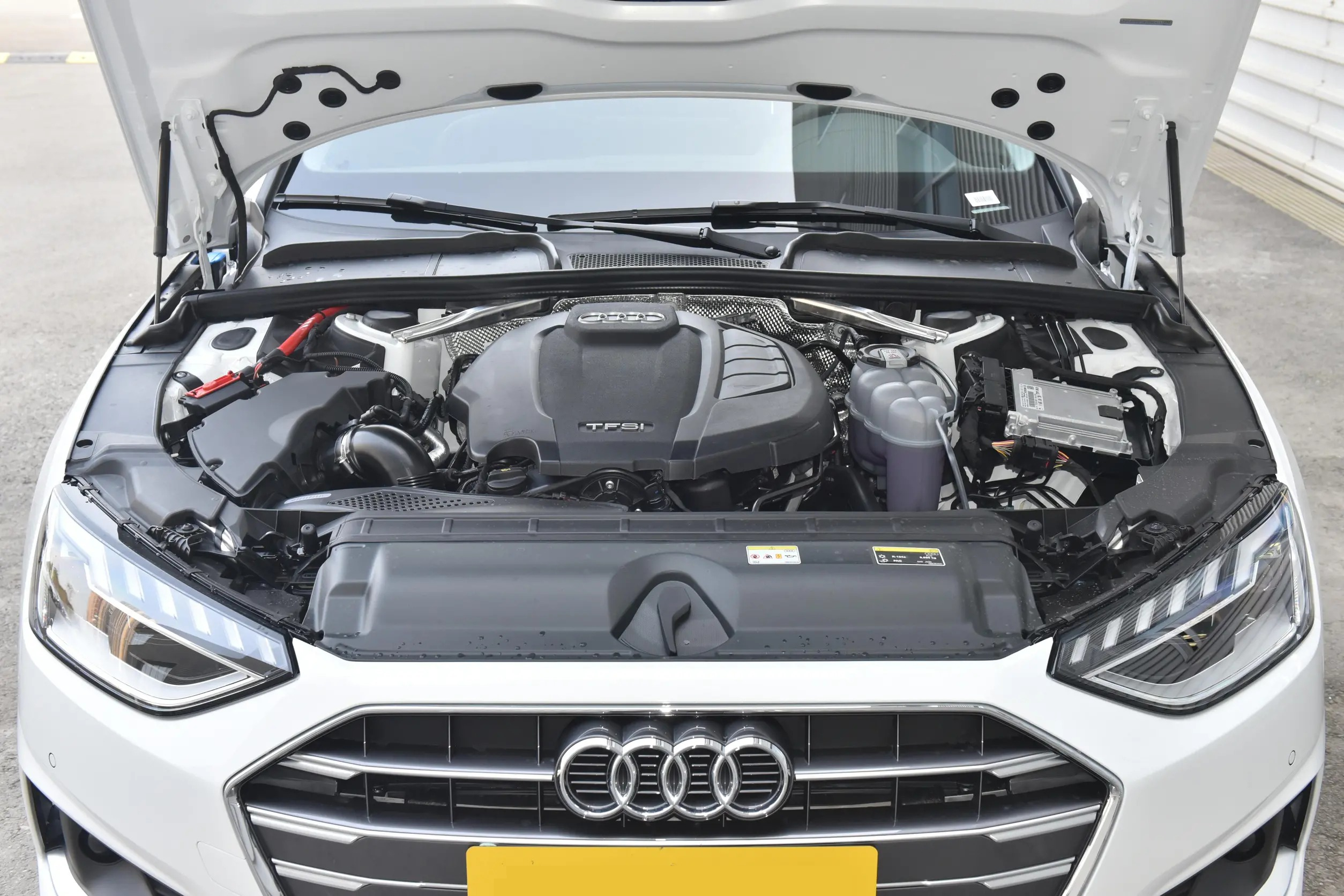 喜提2019年奥迪a4l,奥迪a4l动力强劲外观沉稳优雅